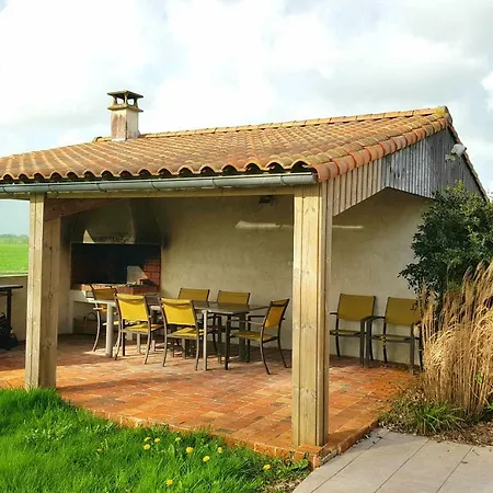 L'albatros A 15 Min Du Puy Du Fou Holiday home